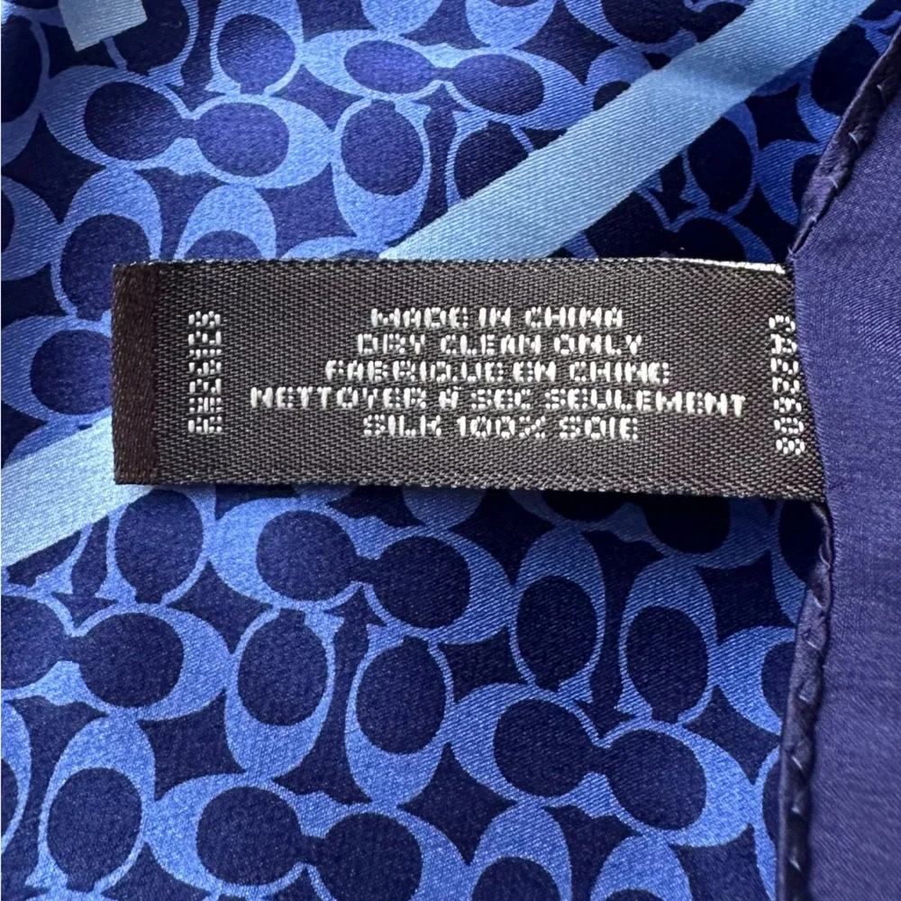 Coach signature Patterned silk scarf blue